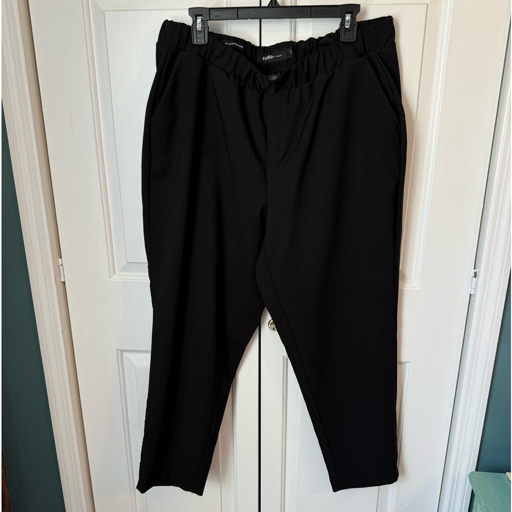 💚 Torrid pull on relaxed taper pants